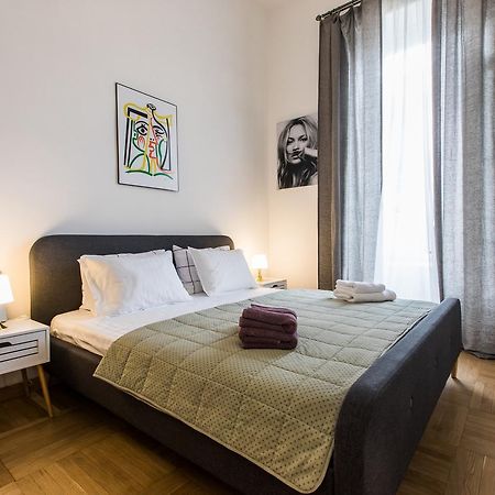 New Apartment On Rustaveli Avenue Тбилиси Экстерьер фото